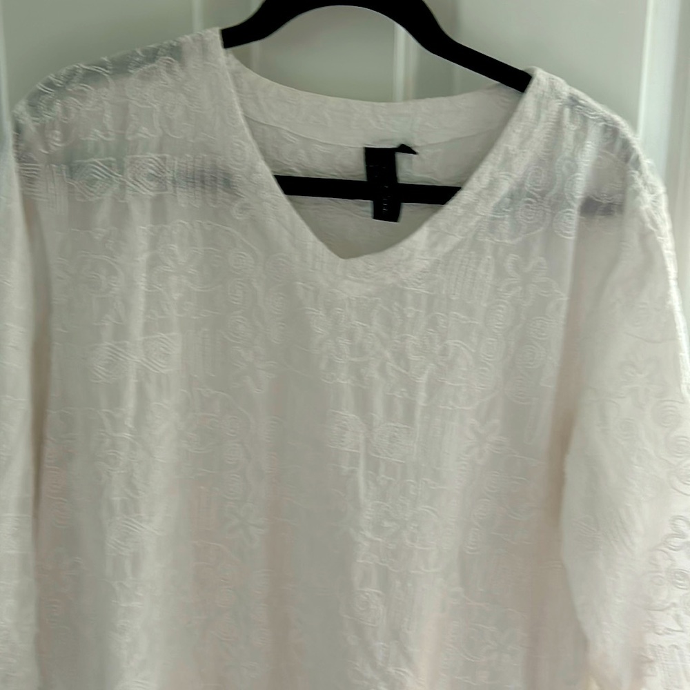 Focus Casual Life size large white cotton shirt.